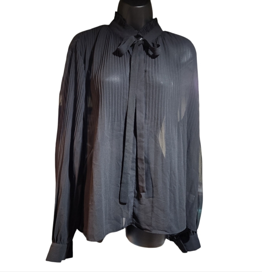 Vintage Charlotte Russe Pleated Bow Tie All-Around Pleated Raglan Sleeves Size L